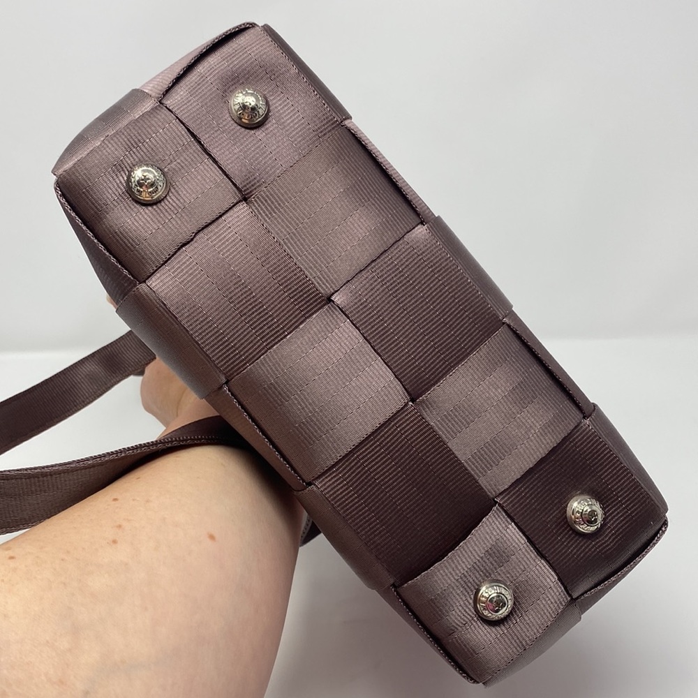 Harveys seatbelt bag purse. Brown and pink. - Picture 8 of 9